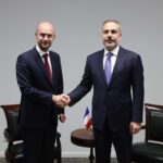 bakan fidan fransa disisleri bakani barrot ile gorustu c6749aa94c70