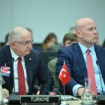 bakan guler ukrayna savunma temas grubu toplantisina katildi dd32abac1956