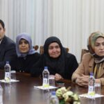 bakan yerlikaya diyarbakir anneleri ile bir araya geldi 0639d4c17d64