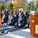 Türkiye, Tarım ve Orman Bakanı Yumaklı'nın açıkladığı verilere göre arıcılıkta büyük bir potansiyele sahip! 1 bakan yumakli kovan varliginda 3uncu sirada bal uretiminde 2nci siradayiz 7960fa415d09