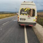 balikesirde ogrenci servisi ile otomobil carpisti 2 olu 7 yarali 179e77914085