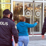 bebegini bankta oturan kisiye birakip kacan anne adli kontrol sartiyla serbest c99b291ae71b