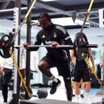 besiktas genclerbirligi maci hazirliklarini salonda surdurdu c9e96472698a
