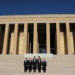 Keir Starmer, Anıtkabir’i ziyaret ederek Atatürk’e saygı duruşunda bulundu 1 birlesik krallik basbakani starmer ankarada 3 52813e9e3536