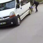 bisikletli cocuk minibusun altindan kalmaktan son anda kurtuldu 4f0583849a7a
