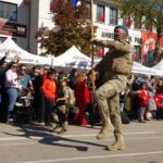 Bursa'da Cumhuriyet Bayramı Coşkuyla Kutlandı, F-16'lar Gökyüzünde Uçtu 7 bursada cumhuriyet coskusu f 16larin alcak ucusuyla zirveye ulasti 60d82b713f8b