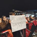 Bursa'da Cumhuriyet Bayramı'nda Zeynep Bastık Coşkusu Yaşandı 2 bursada zeynep bastiktan cumhuriyet bayrami konseri ef2d9e362bd8