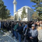 Gelibolu'da Alabora Olan Teknede Hayatını Kaybeden İki Balıkçı Son Yolculuğuna Uğurlandı 4 canakkalede batan teknede olen 3 kisiden 2si son yolculuklarina ugurlandi 2a4f83250214