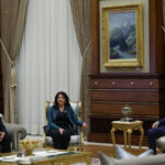 Cumhurbaşkanı Erdoğan, DEM Parti heyetini kabul ederek önemli bir görüşme gerçekleştirdi 4 cumhurbaskani erdogan dem parti heyetini kabul etti e6171e150b70