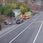 dagdan kopan kaya parcasinda son anda kurtuldu o anlar kamerada 86d2b9795210