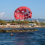 deniz parasutune bagladigi bisikletiyle gokyuzunde pedal cevirdi 5d5f8b67d0c7