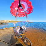 deniz parasutune bagladigi bisikletiyle gokyuzunde pedal cevirdi 7416229a85d9