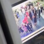 dugun salonundaki dev avize pistte dans eden gelinin uzerine dustu bceed62274b3