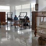 emekli el sanatlari ogretmeni ehrami sandiktan cikarip kadinlara is kapisi haline getirdi 562811234659