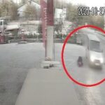 Baskil'de Eniştesine Çarpan Şahıs Tutuklandı 2 enistesine aracla carpip kacti o anlar kamerada video eklendi 48bf3080ae28