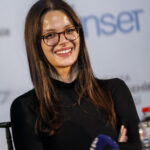 Erken Kış Filmi, Antalya Altın Portakal Festivali'nde İzleyici İle Buluştu 4 erken kis altin portakalda izleyiciyle bulustu 2034e4d06855