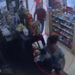 Eski Eşini Bıçakla Yaralayan Şahıs Tutuklandı 3 eski esi ile yanindaki kisiyi bicakla yaralayan supheli tutuklandi video eklendi f8c70d965e81