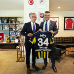 fenerbahce baskani sadettin saran tff baskani haciosmanoglunu ziyaret etti d6233d7e6d05