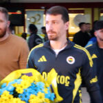 fenerbahce kafilesi samsuna geldi 385a5c9837b3