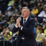 fenerbahce taraftari parkede takimlarini yalniz birakmiyor 1ceb35009062