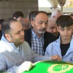 Fırtınanın Kurbanı Üçler Kılıç, Son Yolculuğuna Uğurlandı 2 firtinada uzerine konteyner ev devrilmisti topraga verildi 4962d3bd7f39