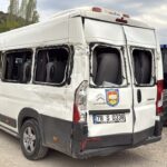 futbol macindan donen sporculari tasiyan minibus tirla carpisti 9 cocuk yaralandi 9386a1b96a07