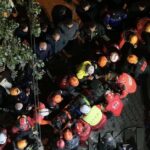 Gebze'deki Çöken Binanın Enkazından Anne ve Baba Çiftinin Cansız Bedeni Çıkarıldı 1 gebzede bina coktu 5 kisilik aileden 1i sag kurtarildi 4 olu 19 goruntu ve fotograf eklendi 7a0a8c4858f8