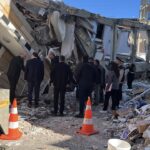 Savcılar, çöken bina enkazında inceleme başlattı 1 gebzede coken binanin enkazi savcilarin incelemesi sonrasi kaldirilacak 2 a436225357a7