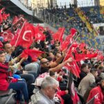 genclerbirligi taraftarindan gazze mesaji ve cumhuriyet coskusu video eklendi adb17cd485d3