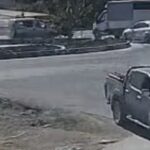 Samandağ'da hafif ticari aracın motosikletlere çarpması sonucu 6 kişi yaralandı, 2'sinin durumu ağır! 2 hafif ticari arac iki motosiklete carpti 2si agir 6 yarali 67cb95081159