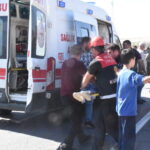 hafif ticari arac ile otomobil carpisti 10 yarali 06fed869d99d