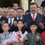 TOBB Başkanı Hisarcıklıoğlu: KOBİ'lere 55 Milyar Lira Nefes Kredisi Ulaştırdık, Üçüncü Paket Yolda! 5 hisarciklioglu tobb nefes kredisinin ucuncusunu de baslatacagiz 4578eee0d6ec