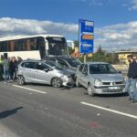 isci servisi otobusu kirmizi isikta bekleyen 7 araca carpti 3 yarali 53e7496511e1