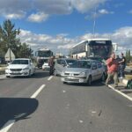 isci servisi otobusu kirmizi isikta bekleyen 7 araca carpti 3 yarali 8f857d13e6b1