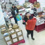 istanbul avcilarda magazadan cep telefonu hirsizligi e51d2178a4fa