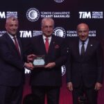 istanbul bakan bolat almanyaya ilk parti 100 adet togg ihrac edilmistir ce914cd5f68a