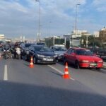istanbul bakirkoyde vinc parcasi yuklu tir kopruye sikisti f83d49f3571f