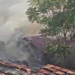 istanbul beyoglunda gecekondu alev alev yandi 1d1f04add020