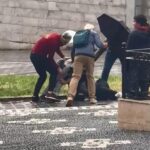 istanbul gaziosmanpasada tartistigi kisiyi once yerde surukledi sonra kaldirim tasiyla darbetti 91aae80bdfc0