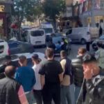 istanbul gungorende arizalanan otomobilini kontrol ederken 2 arac arasinda sikisti 22036737ecbd