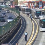 istanbul kucukcekmecede 2 metrobusun carpistigi kazada 1 yolcu yaralandi genis haber 78279413fd2d
