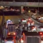 Küçükçekmece'de meydana gelen zincirleme kazada motosiklet sürücüsü ve yolcu yaralandı 2 istanbul kucukcekmecede kazaya karisan motosiklete ambulans carpti 2 yarali 1c6b84485bf5