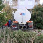 istanbul kucukcekmecede park halindeki tanker kayarak is yerine carpti 3fb923f2c7df