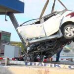 istanbul kuzey marmara otoyolunda otomobil gise bariyerine carpti1 olu 7a4160820760