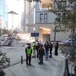 istanbul mecidiyekoyde rezidans insaatinda vinc devrildi 2 ek goruntuyle baf6e970ae1b