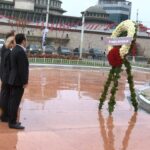 istanbul muhtarlar gununde taksim cumhuriyet anitina celenk konuldu 50d9037e9569