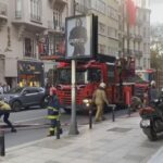 İstanbul'da Nişantaşı'ndaki bir iş merkezinde çıkan yangına itfaiye ekipleri müdahale ediyor. 1 istanbul nisantasinda is merkezinde yangin 2 ek goruntu 12f318b822d5