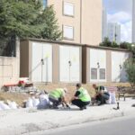 istanbul otobus duragina ogrenciler icin tastan bank yapmisti bu kez iettden karsi kaldirima durak istedi 03830cb01cd4