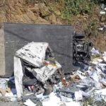 istanbul sariyerde soforun direksiyon hakimiyetini kaybettigi kamyon alt yola dustu 9c8dd79b4010