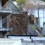 istanbul sislide yolda cokme meydana geldi besiktasta toprak kaydi ek fotograflar d89ab2503310